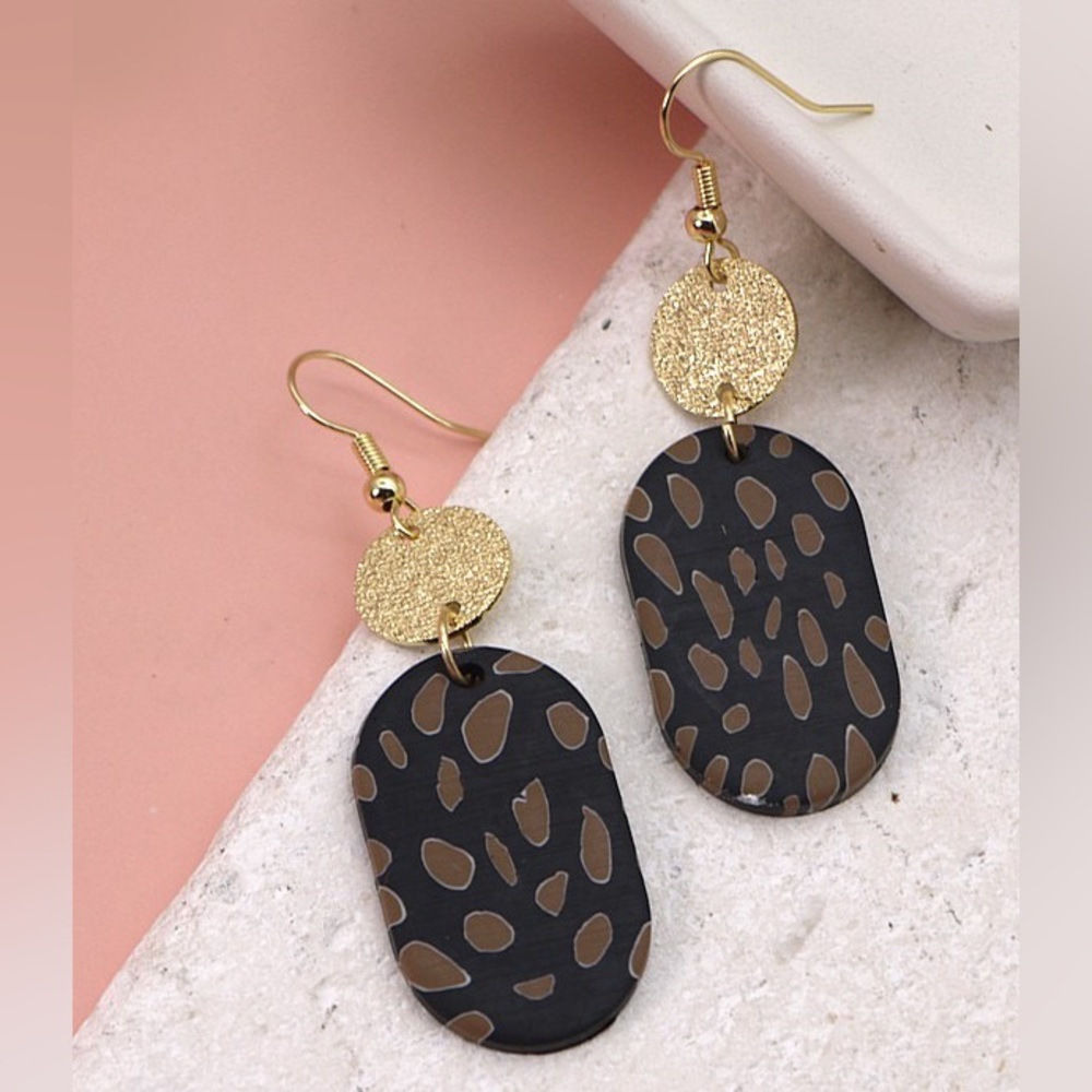 Leopard design drop earrings